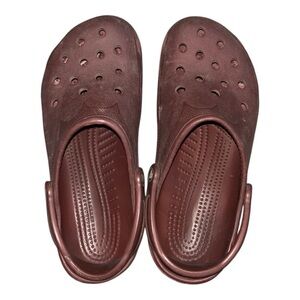 Maroon Crocs- Men’s 10-11 Women’s 12-14